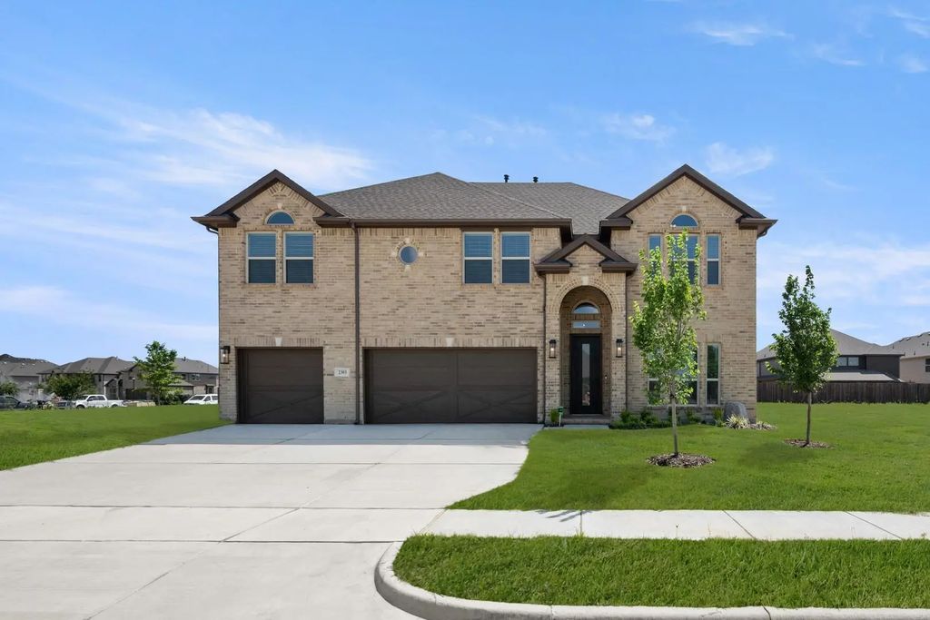 2303 Goldfinch Drive, Mansfield