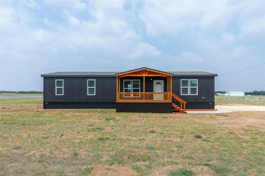 4185 County Road 497, Anson