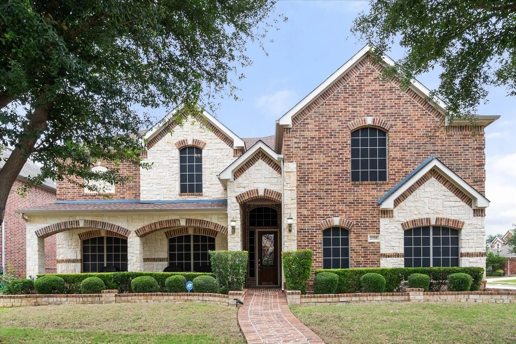 2755 Vela, Grand Prairie