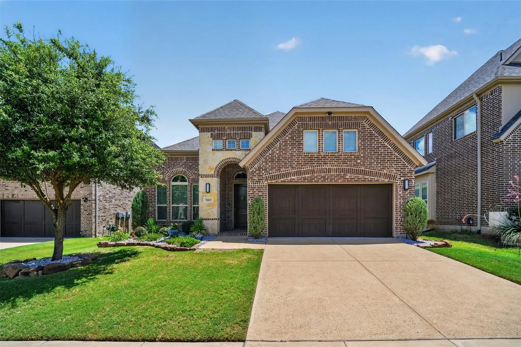 9005 Washington Lane, Lantana