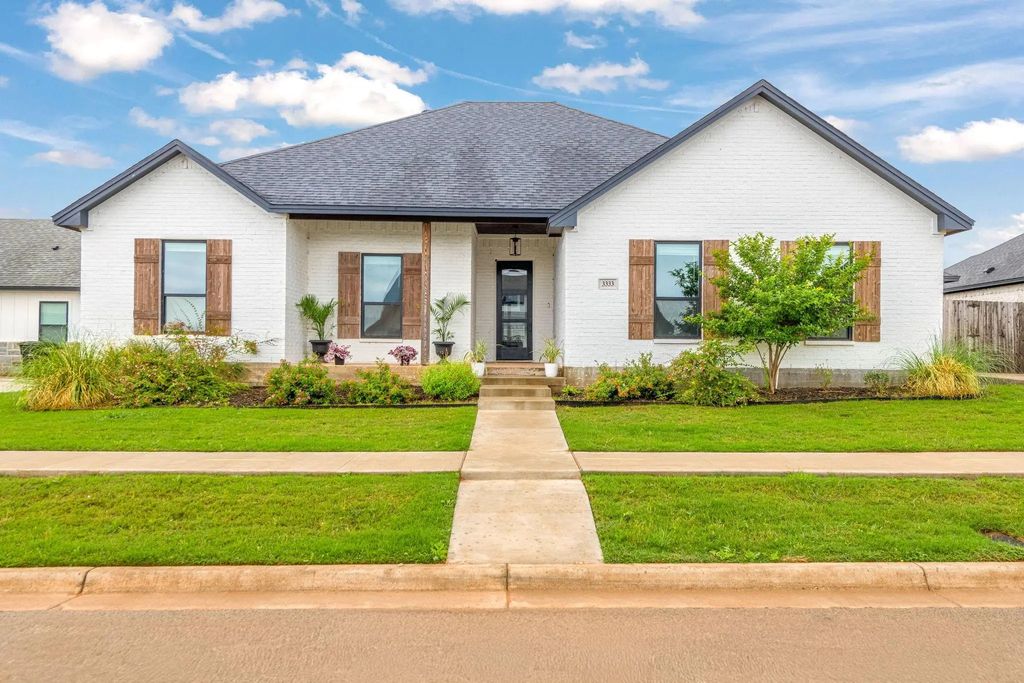 3333 Ace, Abilene
