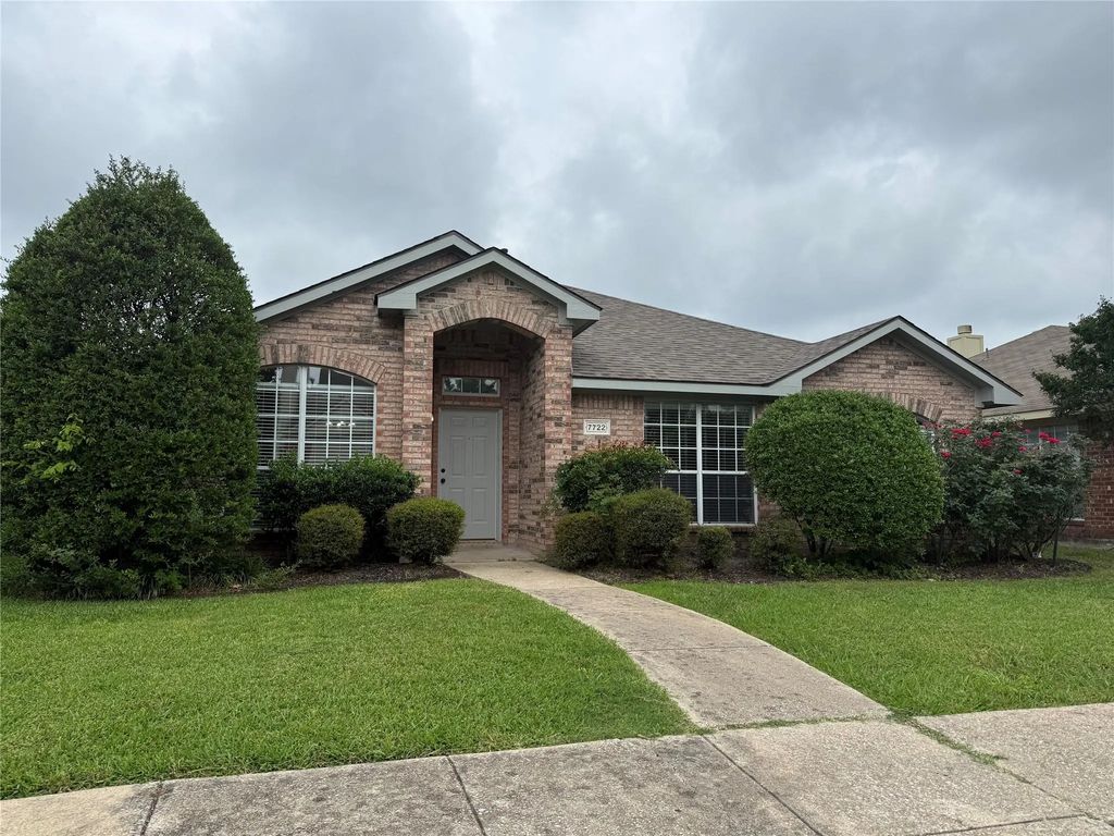 7722 Calypso Drive, Rowlett