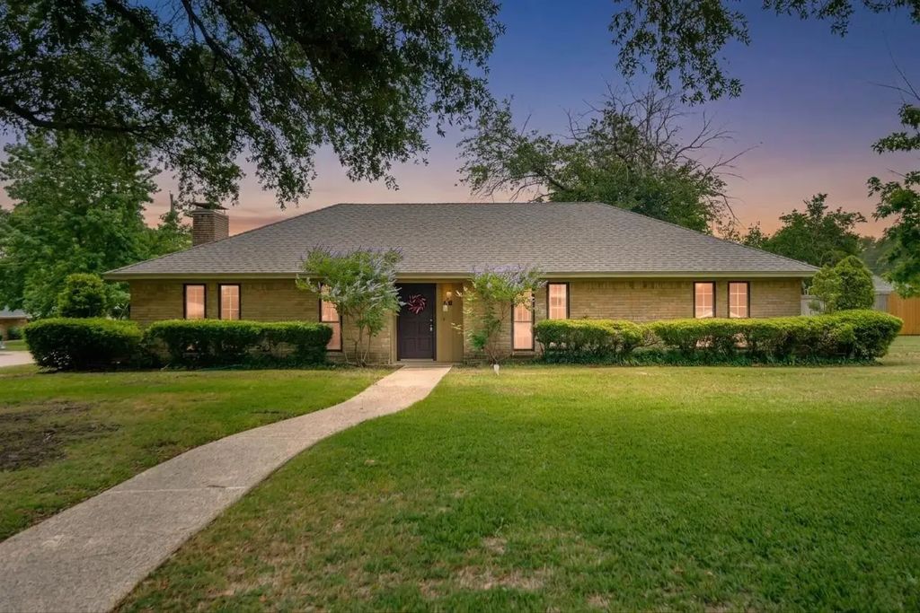 116 Greenway Street, Sunnyvale