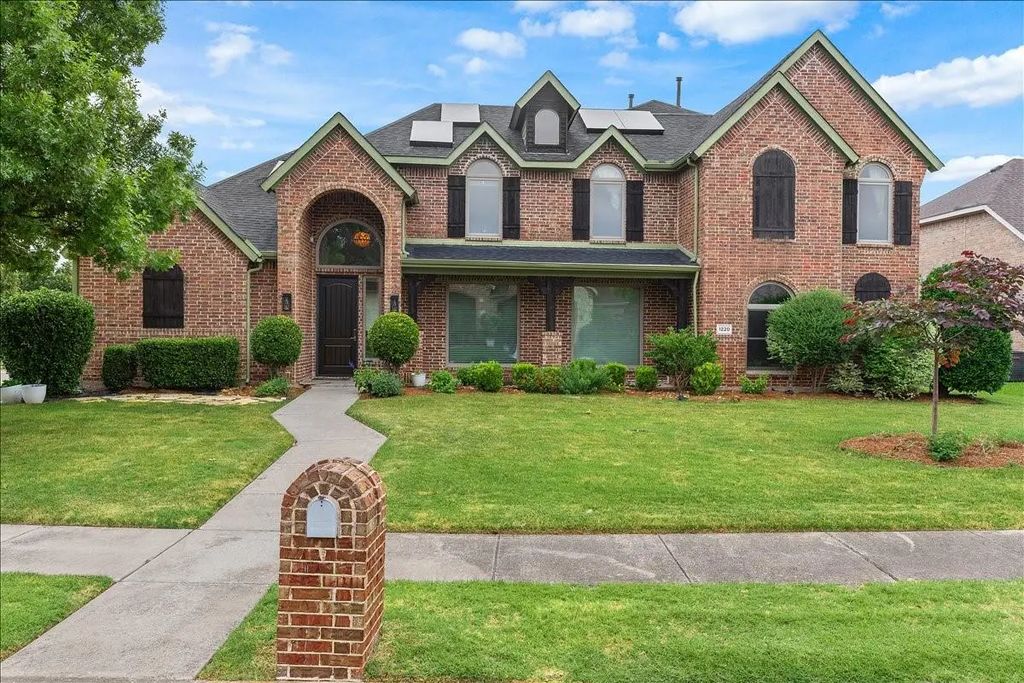 1220 Primrose Court, DeSoto