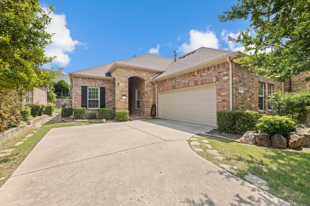 697 Scenic Ranch Circle, Fairview