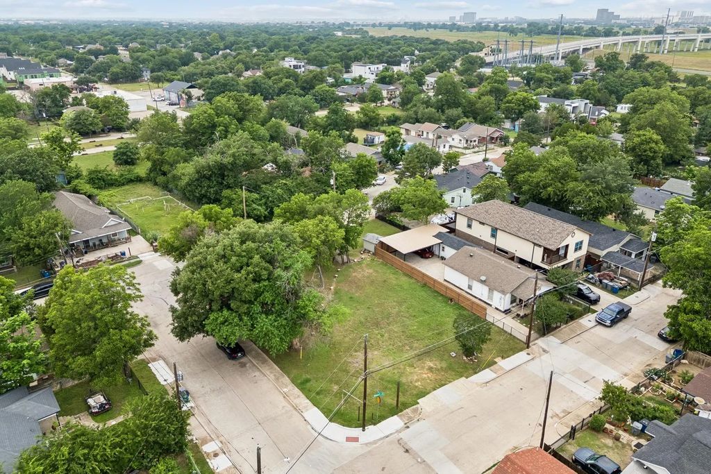 3305 Brantley Street, Dallas