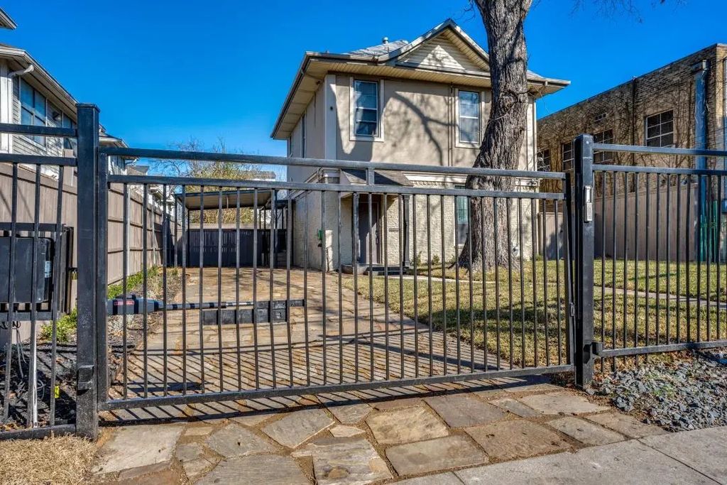 1910 N Carroll Avenue, Dallas