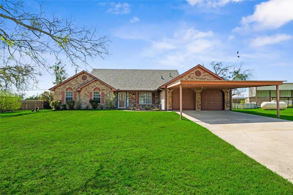 2604 Causbie Road, Weatherford