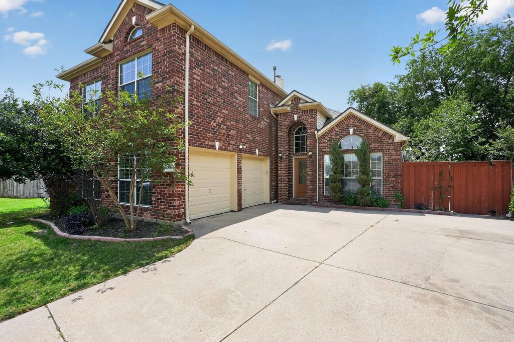 5801 Starboardway Drive, Fort Worth