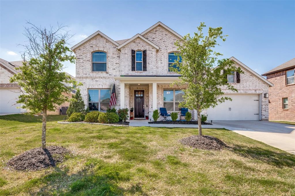 1232 Rushmore Drive, Burleson