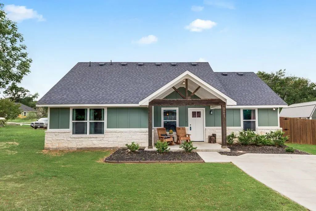 2601 Houston Court, Granbury