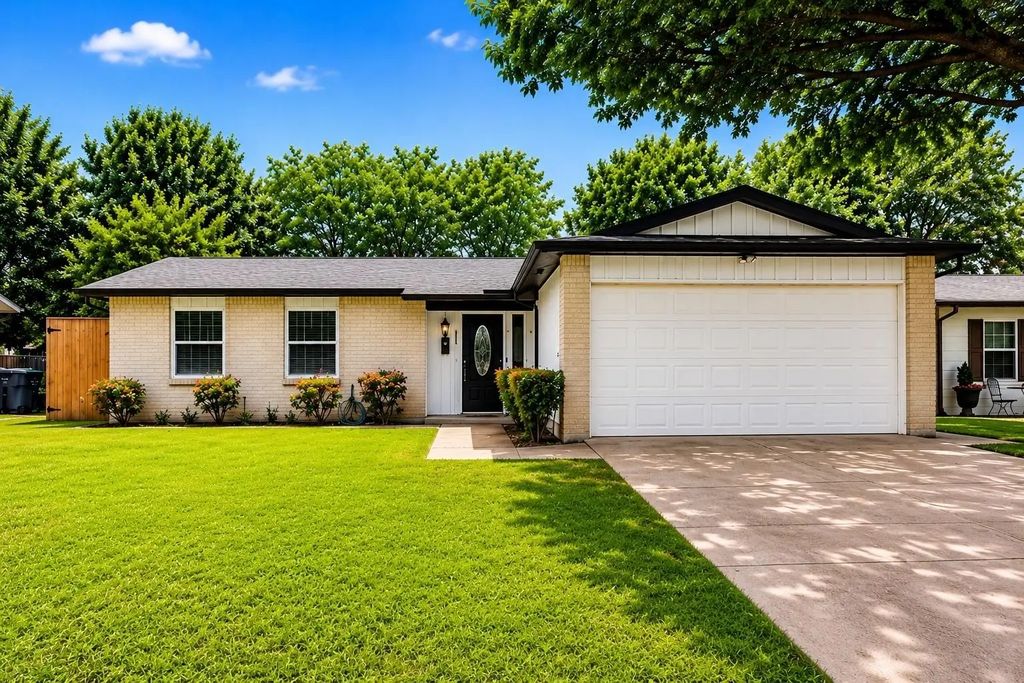 8617 Flicker Lane, Dallas