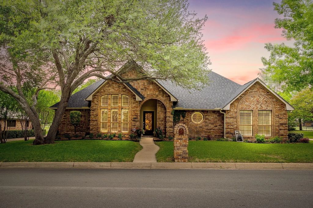 3816 Lost Creek Boulevard, Fort Worth