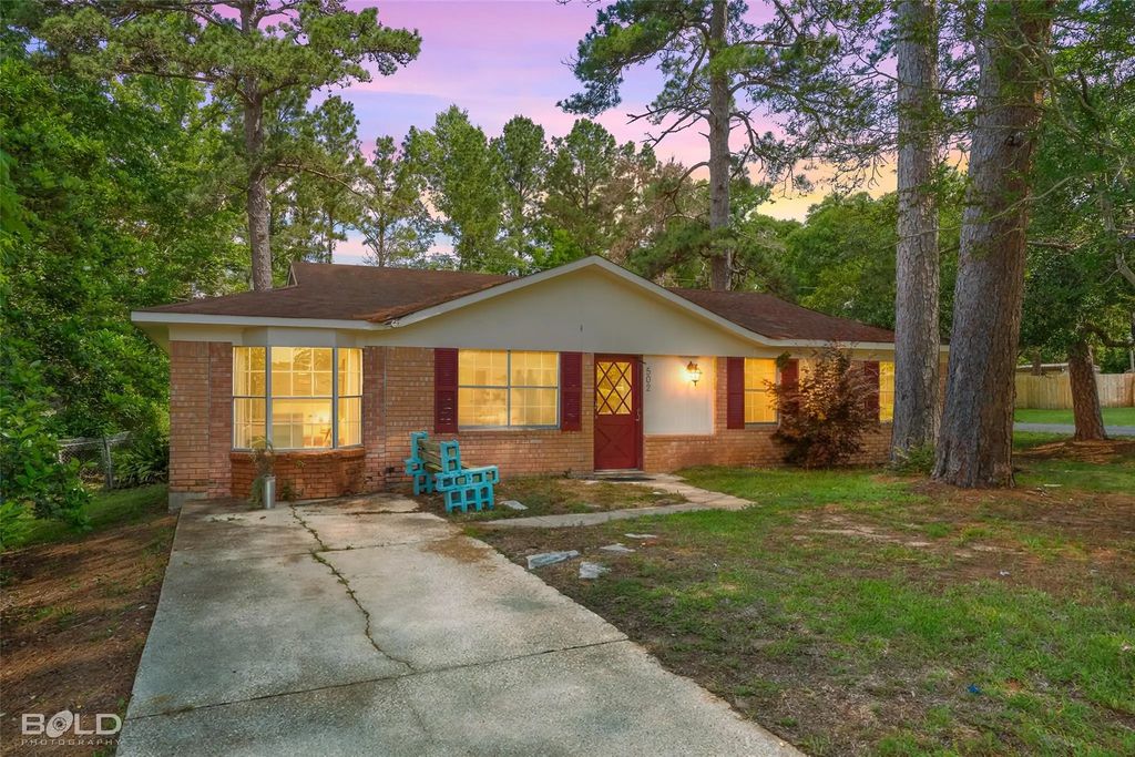 502 Dixon Avenue, Shreveport