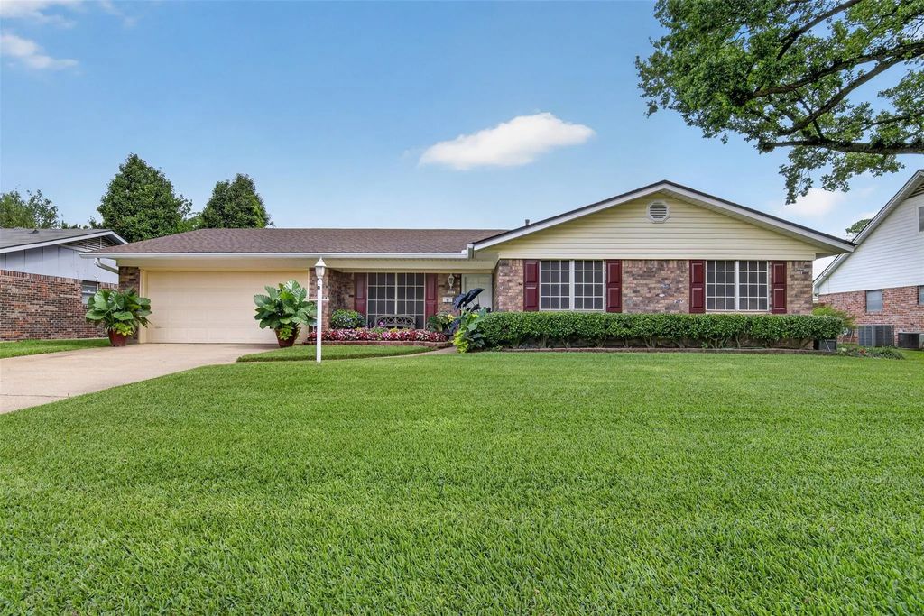 252 Schaub Drive, Shreveport