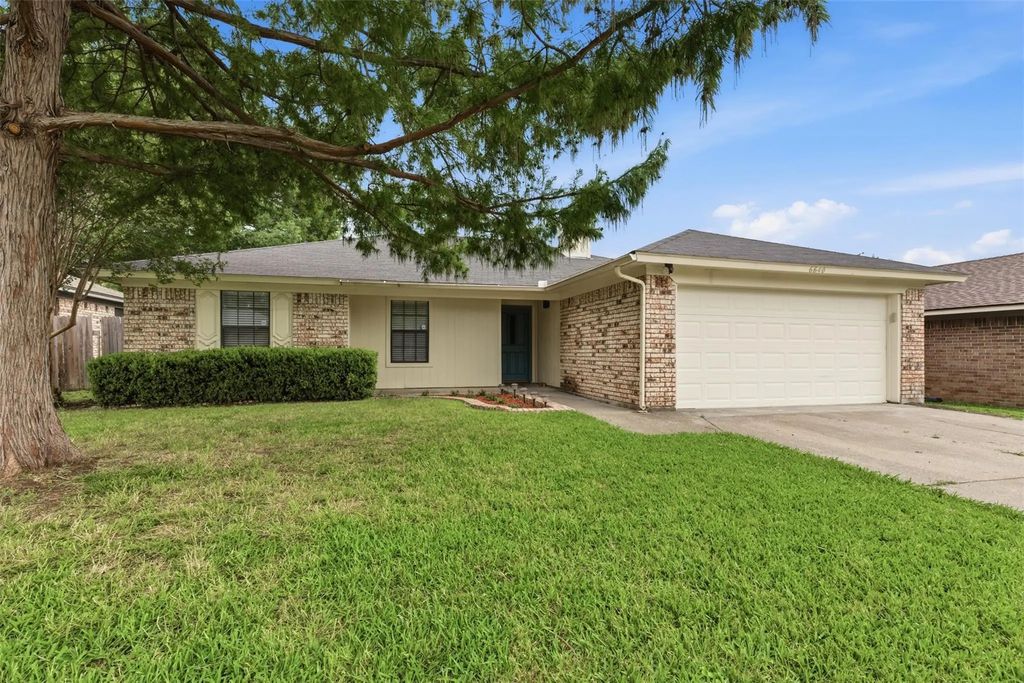 6640 Inwood Drive, Watauga
