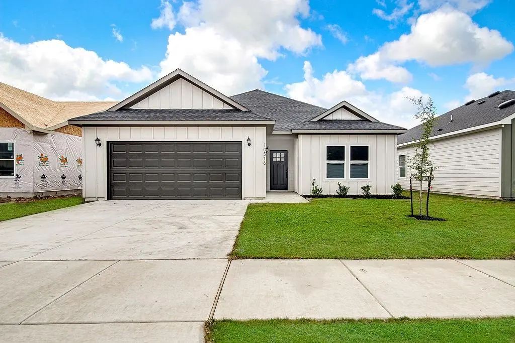 10516 Ruffin Drive, Fort Worth