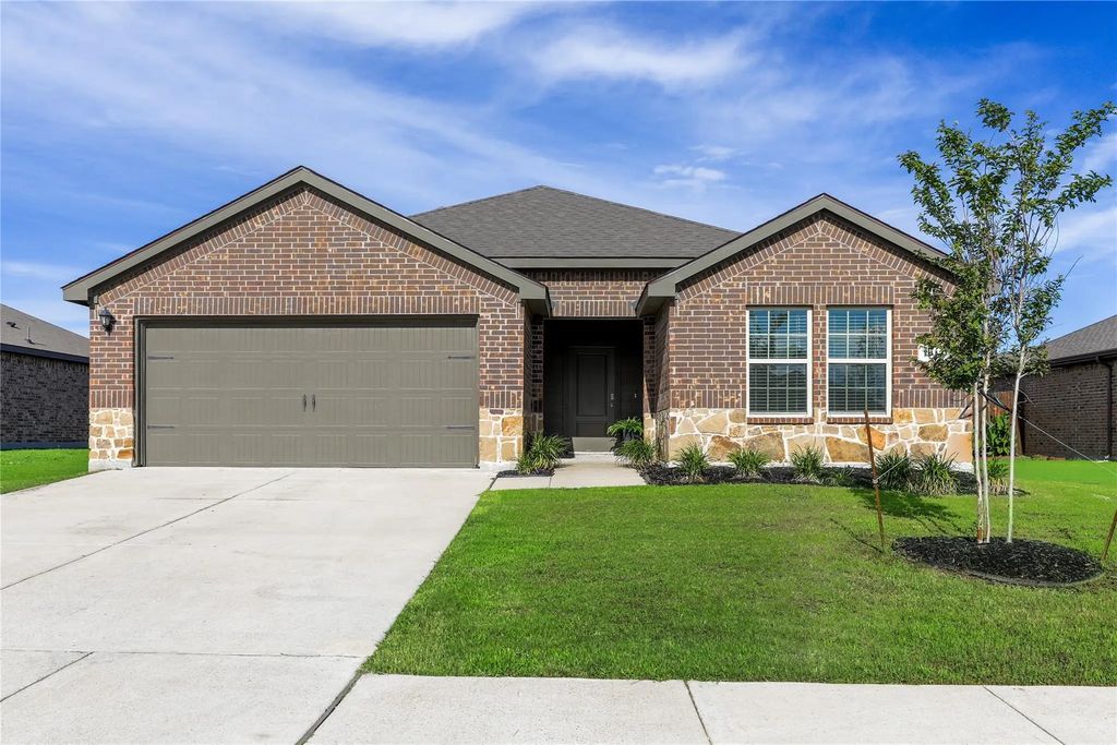 1313 Emi Kate Lane, Royse City