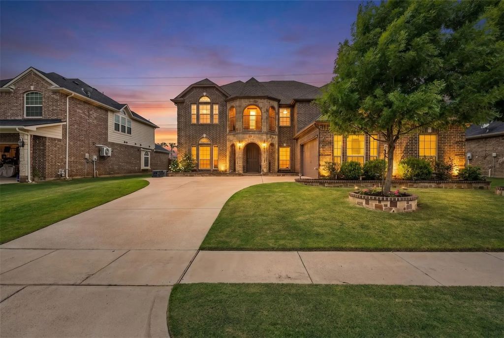 7235 Orillo, Grand Prairie
