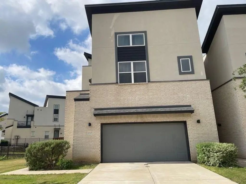 4342 Hebron Street, Irving