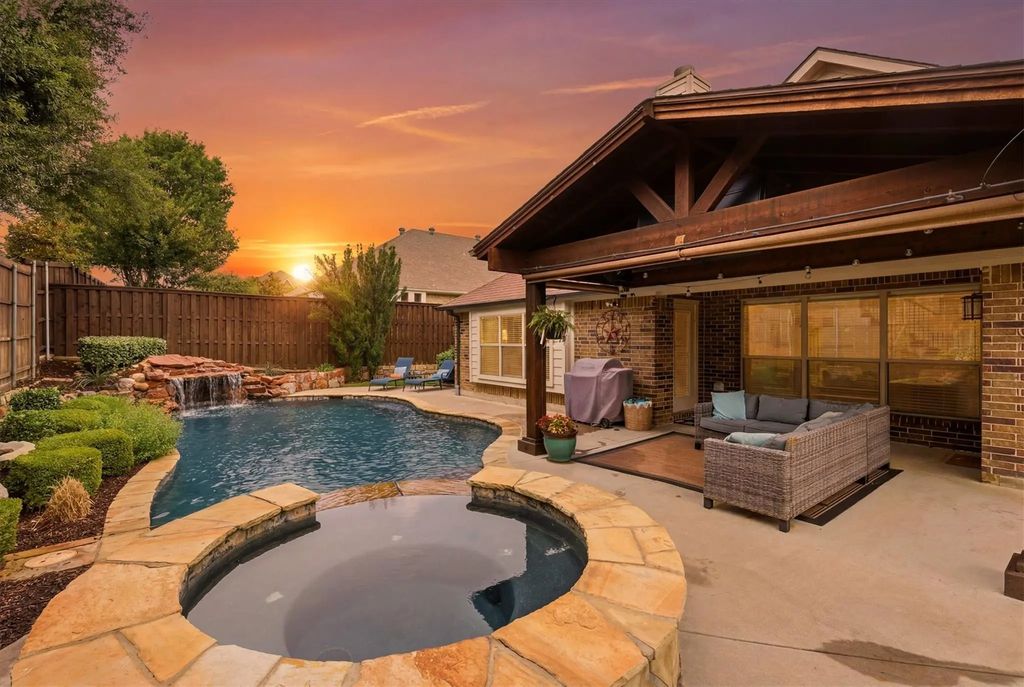 1430 Crescent Valley Drive, Prosper