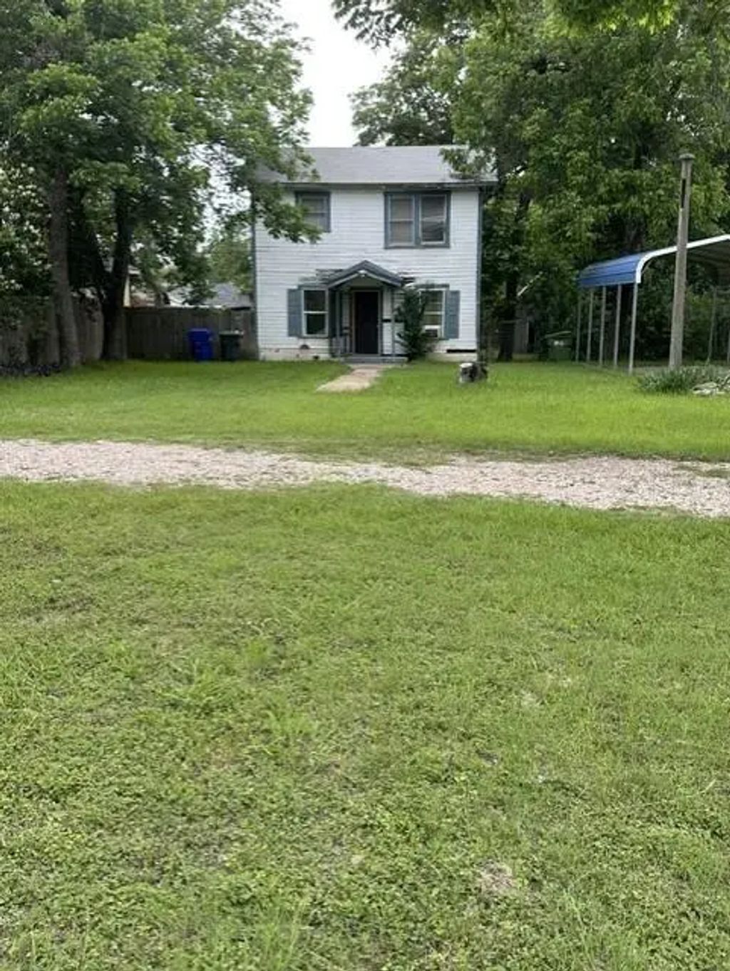 2319 Parrot, Waco