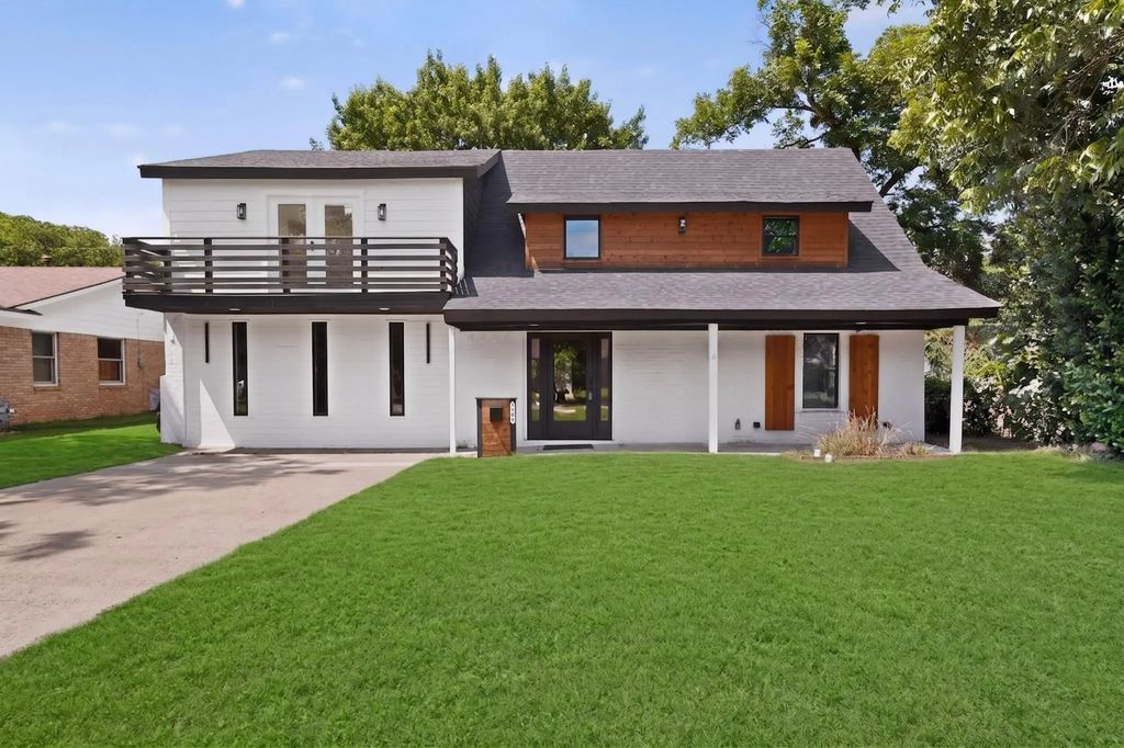 1703 Foster Drive, Arlington
