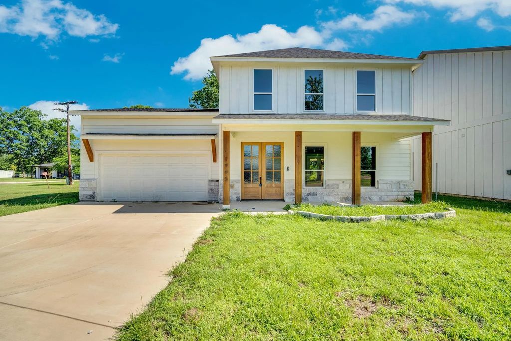 1995 Lakeview Drive, Kemp