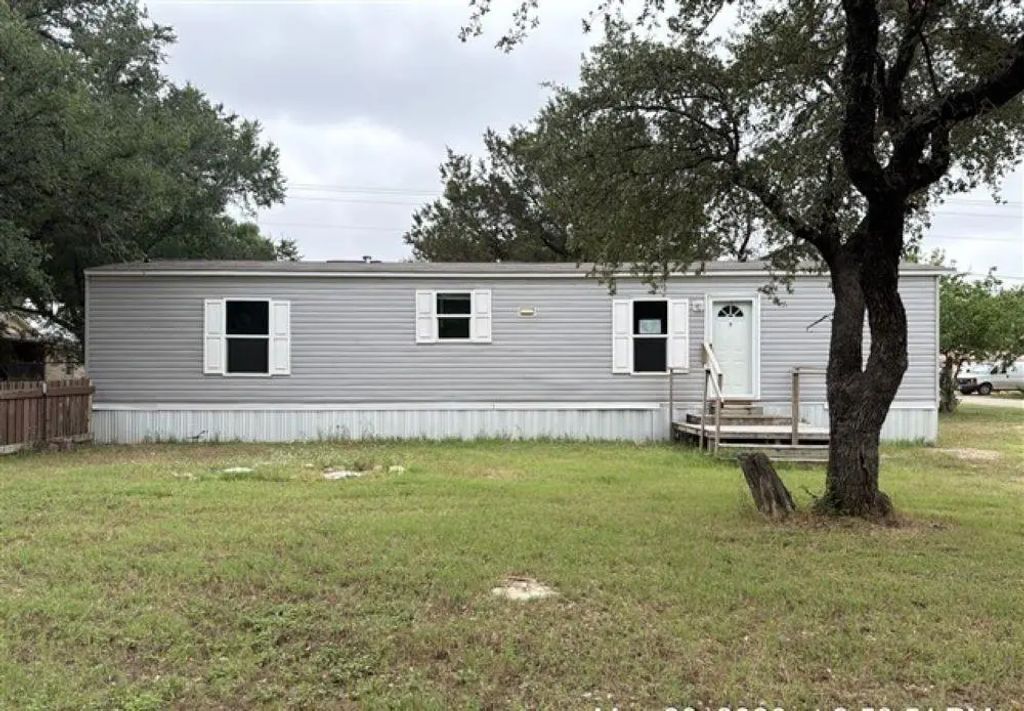 2802 Sycamore Court, Granbury