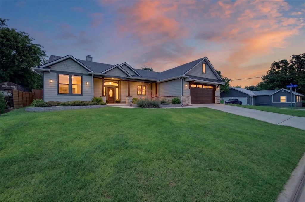 815 W Ball Street, Weatherford
