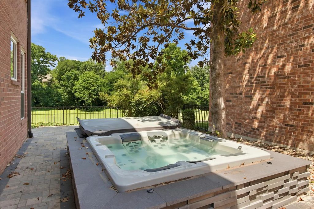 3033 Greenhill Drive, Plano