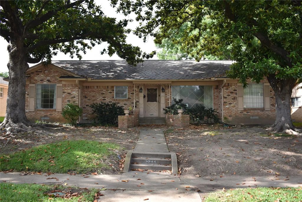 9944 Greenfield Drive, Dallas