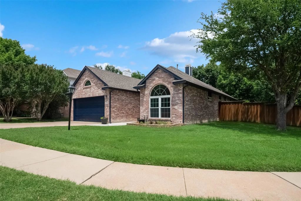6700 Huntly Drive, Plano