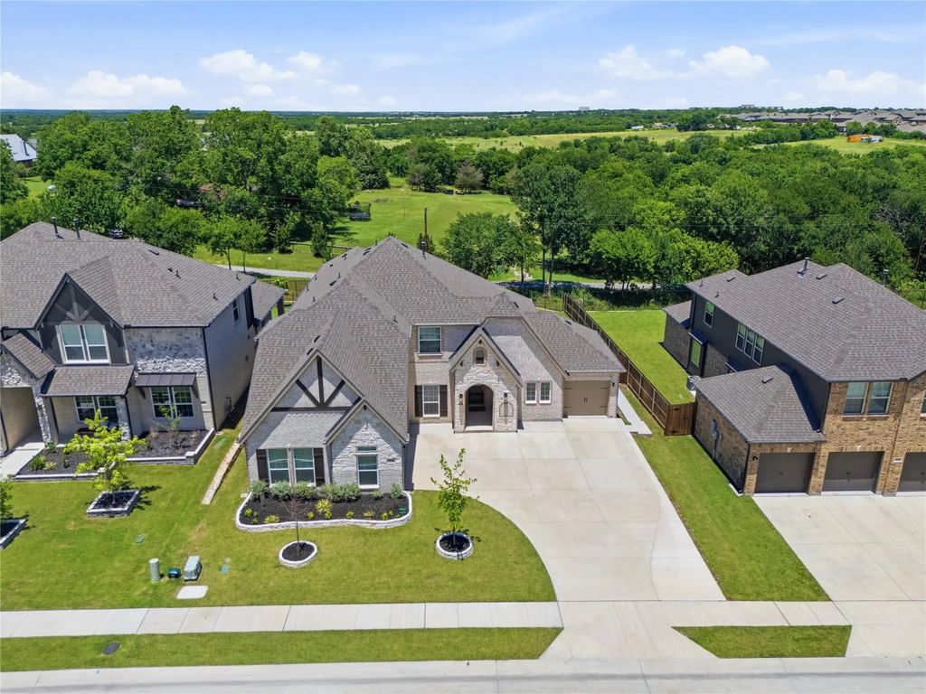 924 Pilatus Lane, Fate