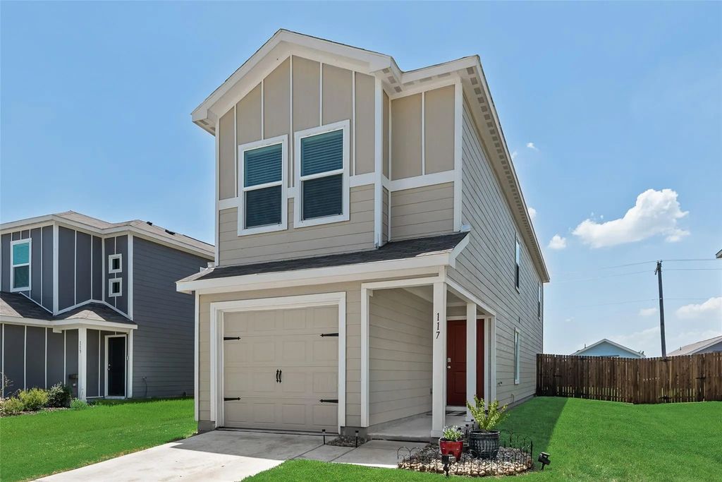 117 Boxberry Way, Princeton