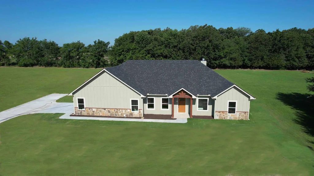 337 Privat Road 5986, Yantis
