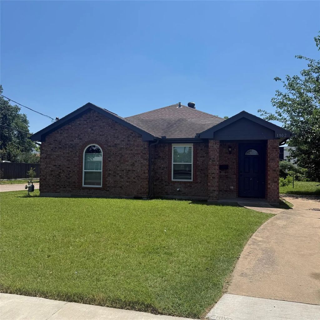1902 Angelina Drive, Dallas