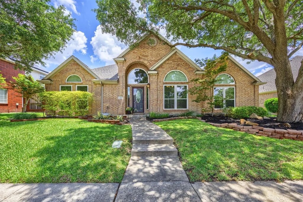 103 Peregrine Drive, McKinney