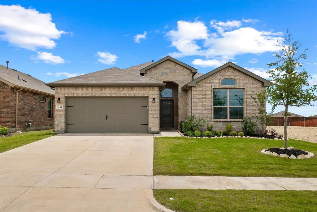 1927 Jackson Street, Cleburne