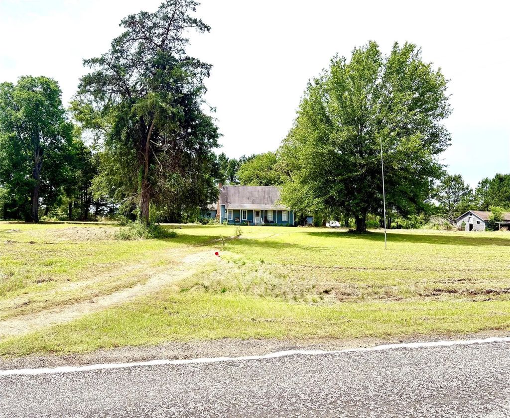 1078 Fm 1519 N, Leesburg