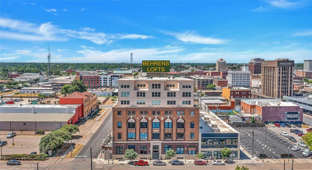 219 S 4th Street 206, Waco