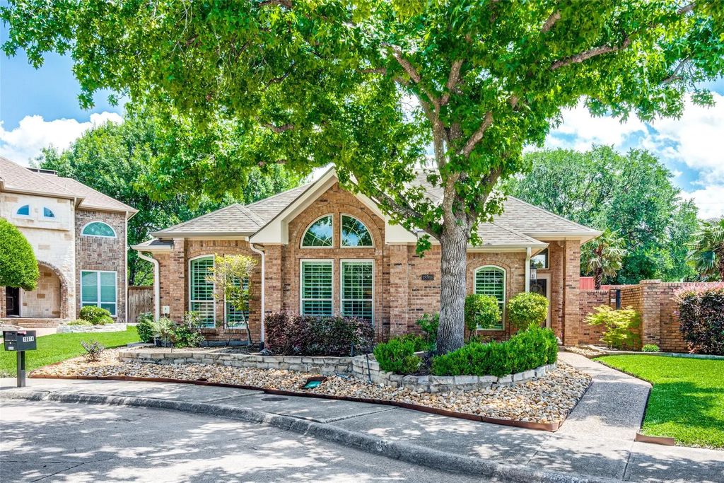 18916 Misthaven Place, Dallas
