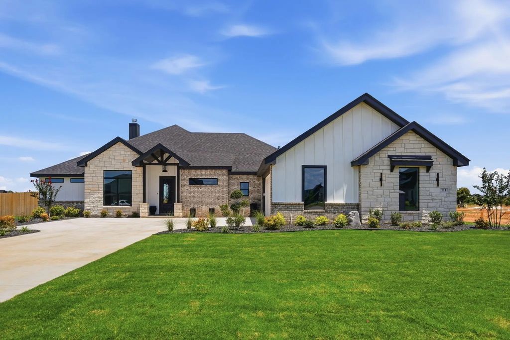 111 Bluestem Road, Abilene