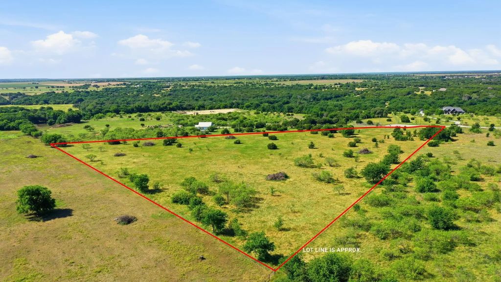 106 Private 191 Road, Blum