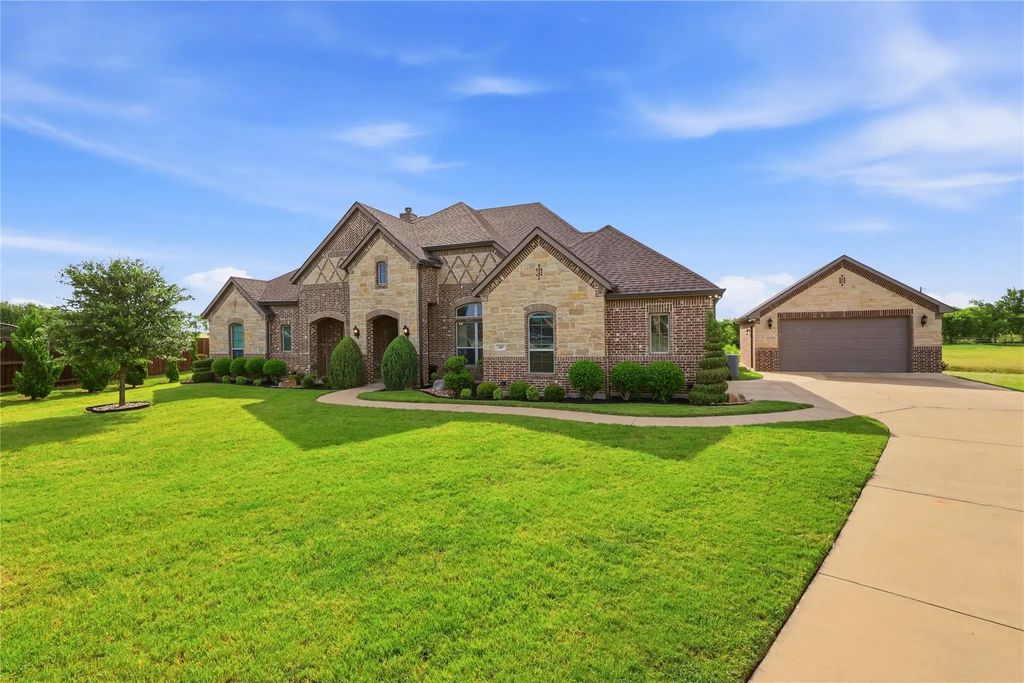 149 Vail Lane, Waxahachie