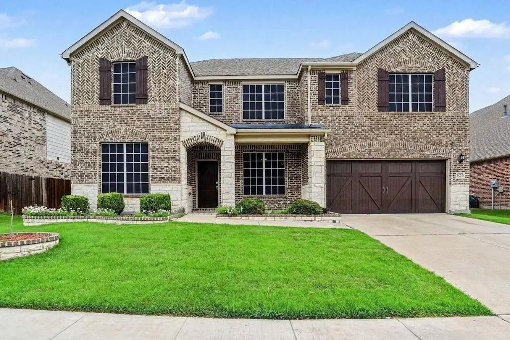 2402 Ray Roberts Drive, Wylie