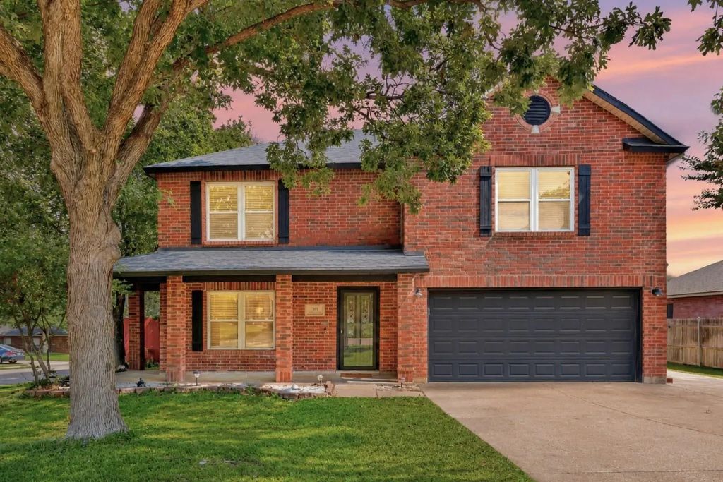 301 Cortland Circle, Roanoke