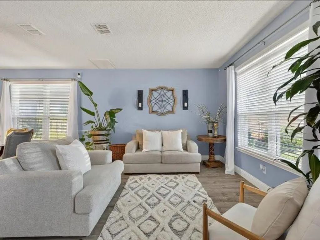 3413 Dalhart Drive, Fort Worth