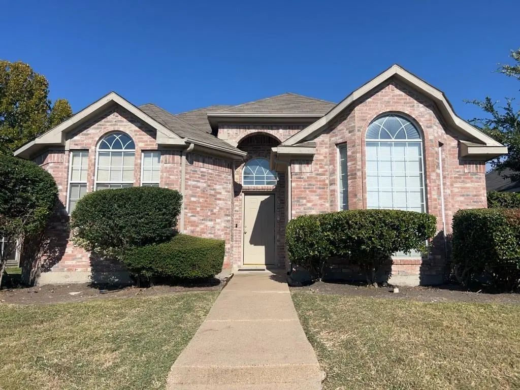 2213 Creek Royal Drive, Mesquite