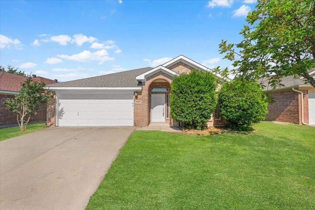 10601 Aransas Drive, Fort Worth